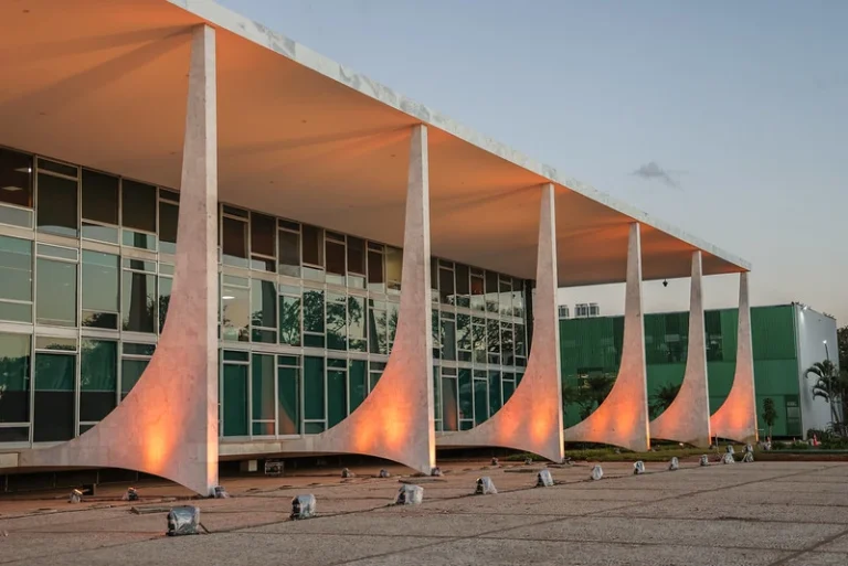 Advocacia nos tribunais superiores